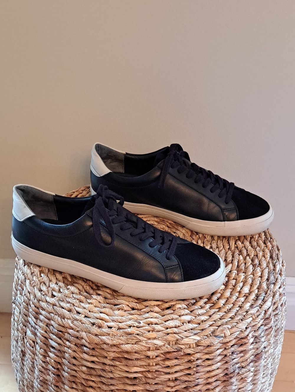 VINCE Mens Fulton Athleisure/Preppy/Minimalist Black Leather/Suede Sneakers 11
